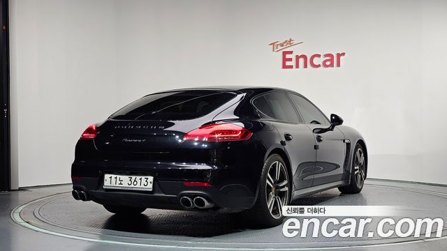 Porsche Panamera 2015 — photo 2