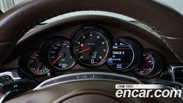 Porsche Panamera 2015 — photo 8