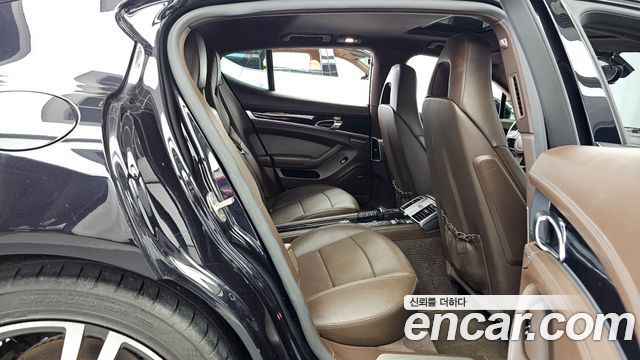 Porsche Panamera 2015 — photo 12
