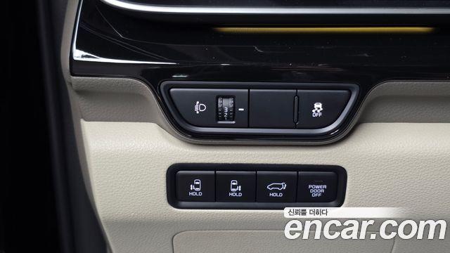 Kia Canival 2024 — photo 25