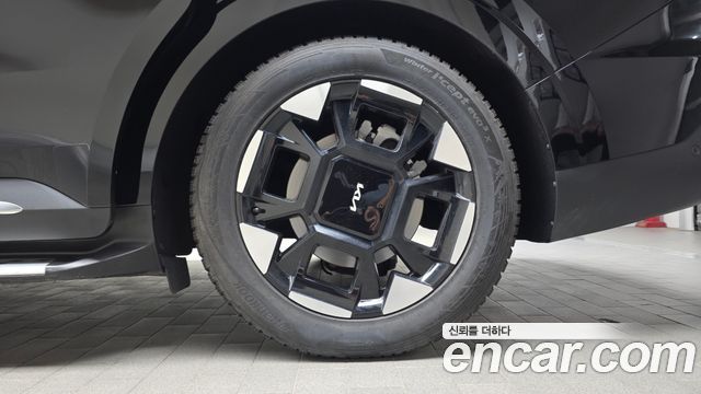 Kia Canival 2024 — photo 7