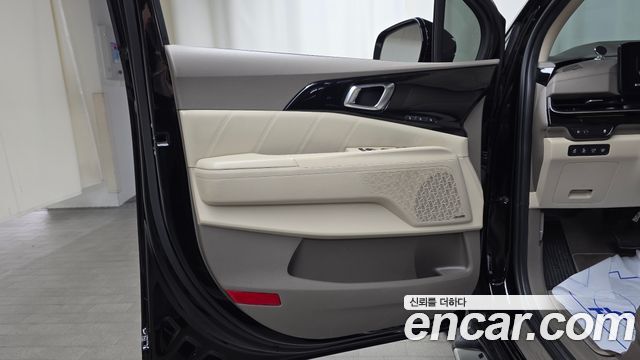 Kia Canival 2024 — photo 14