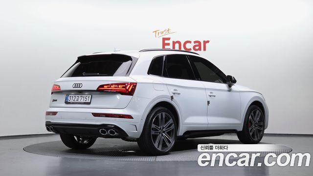 Audi SQ5 2022 — photo 2