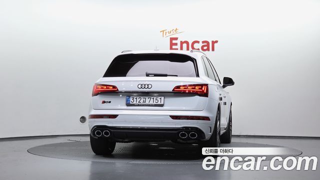 Audi SQ5 2022 — photo 4