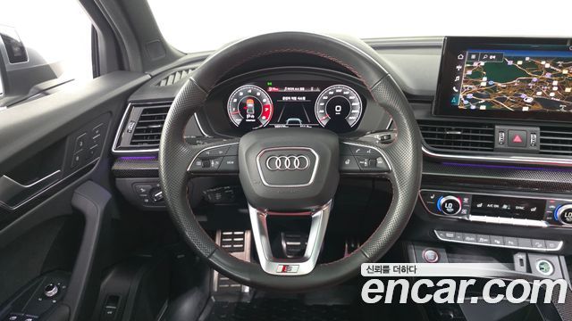 Audi SQ5 2022 — photo 19