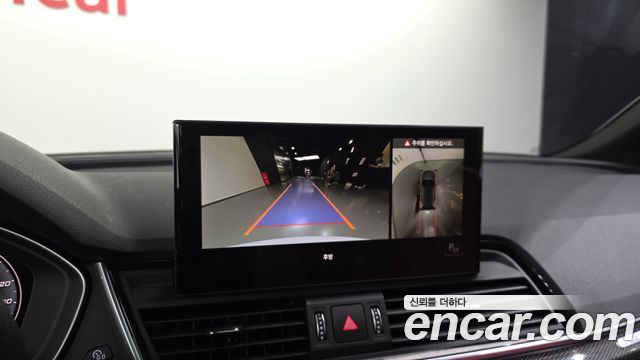 Audi SQ5 2022 — photo 21