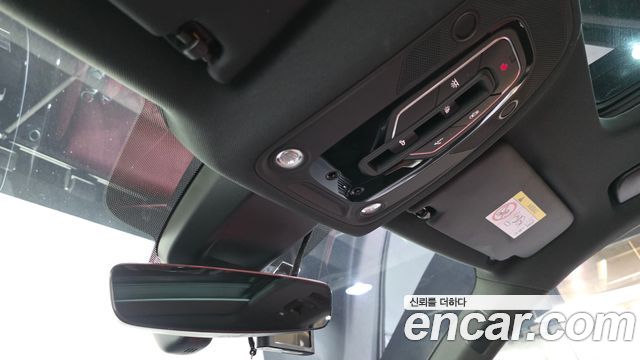 Audi SQ5 2022 — photo 36