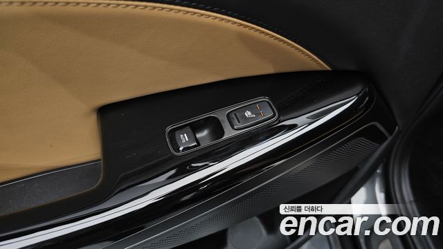 Kia K7 2021 — photo 25