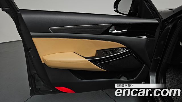 Kia K7 2021 — photo 14