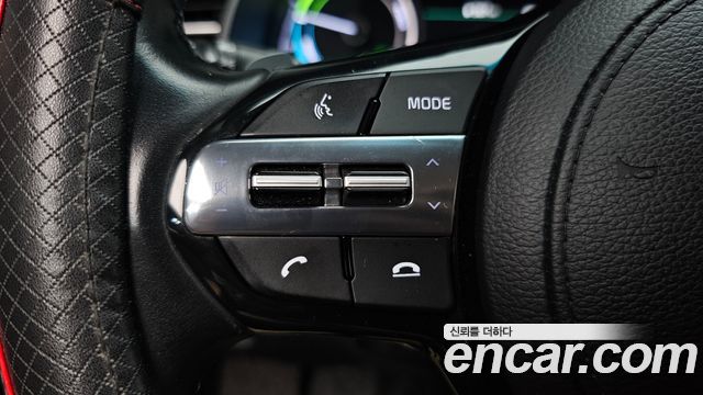 Kia K7 2021 — photo 28
