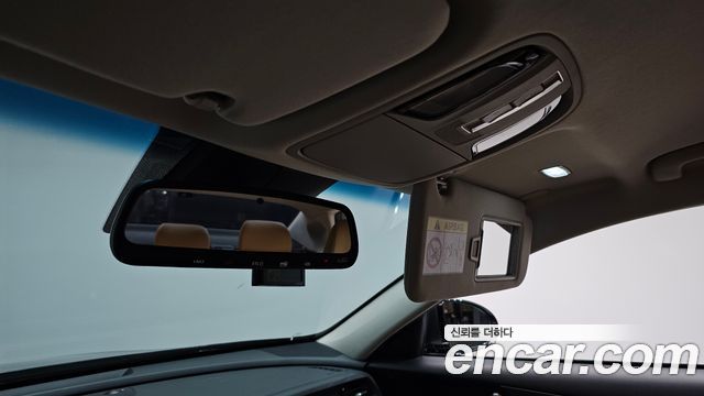 Kia K7 2021 — photo 31