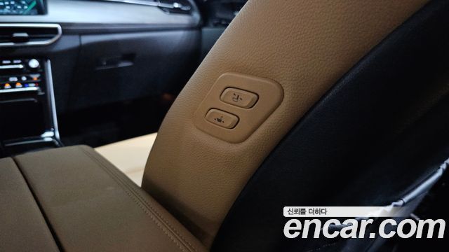 Kia K7 2021 — photo 32