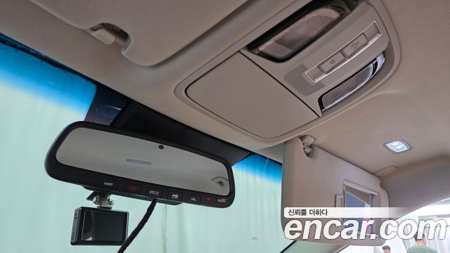 Kia K7 2020 — photo 17