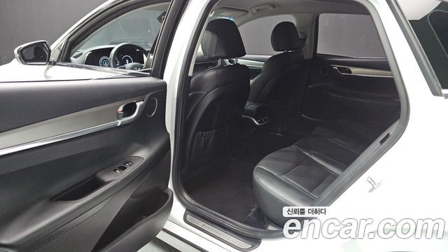 Hyundai Grandeur 2023 — photo 16