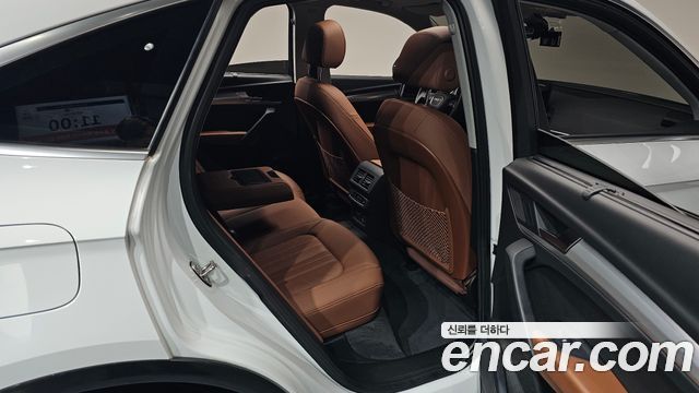 Audi Q5 2024 — photo 18