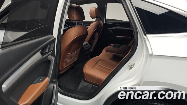 Audi Q5 2024 — photo 16