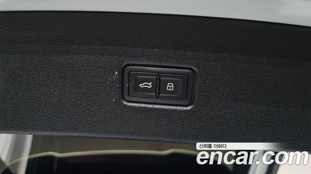 Audi Q5 2024 — photo 35