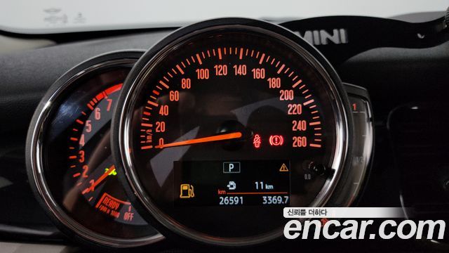 Mini Cooper 2022 — photo 11