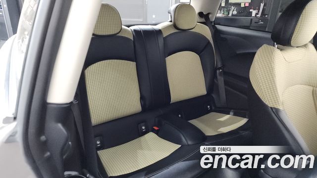 Mini Cooper 2022 — photo 17