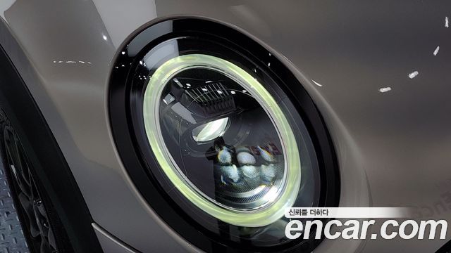 Mini Cooper 2022 — photo 8