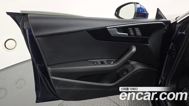 Audi A5 2020 — photo 14