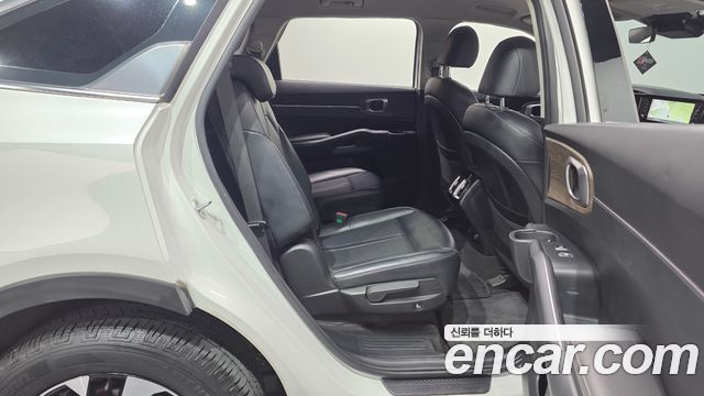 Kia Sorento 2021 — photo 17