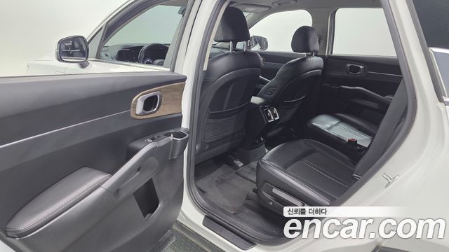 Kia Sorento 2021 — photo 18