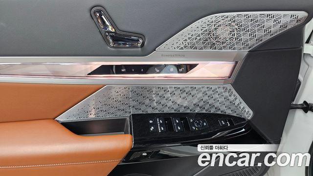 BMW i7 2023 — photo 27