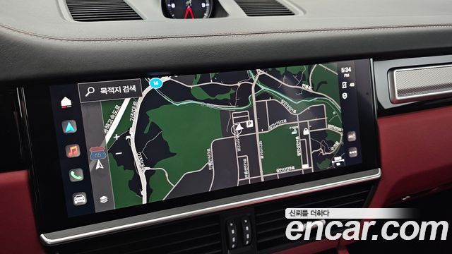Porsche Cayenne 2023 — photo 20