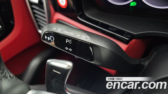 Porsche Cayenne 2023 — photo 34