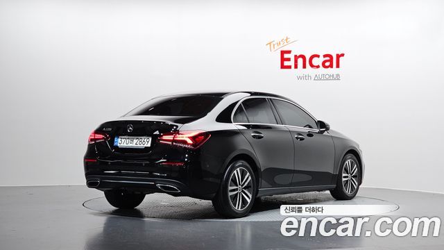 Mercedes-Benz A-Class 2021 — photo 2