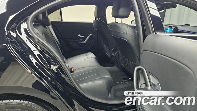 Mercedes-Benz A-Class 2021 — photo 17