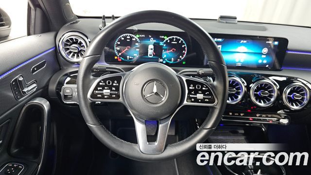 Mercedes-Benz A-Class 2021 — photo 19