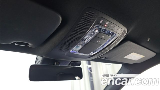 Mercedes-Benz A-Class 2021 — photo 24