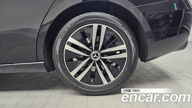 Mercedes-Benz A-Class 2021 — photo 7