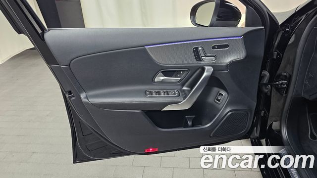 Mercedes-Benz A-Class 2021 — photo 14