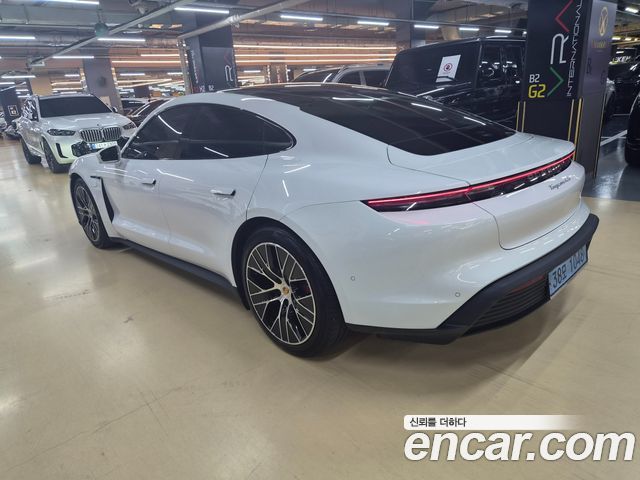Porsche Taycan 2025 — photo 6