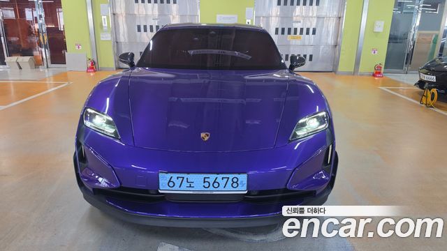 Porsche Taycan 2025 — photo 3