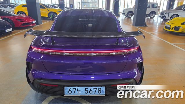 Porsche Taycan 2025 — photo 4