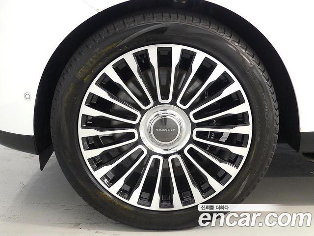 Land Rover Range Rover 2023 — photo 8