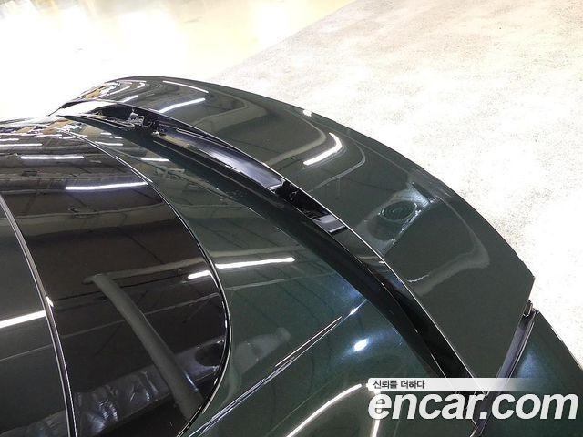 Bentley Continental 2024 — photo 16