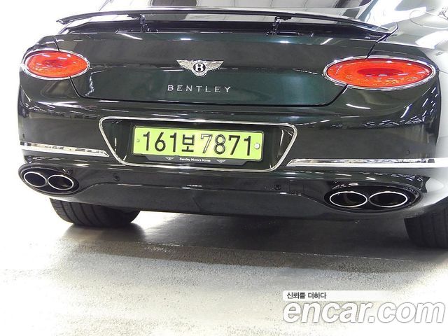 Bentley Continental 2024 — photo 17