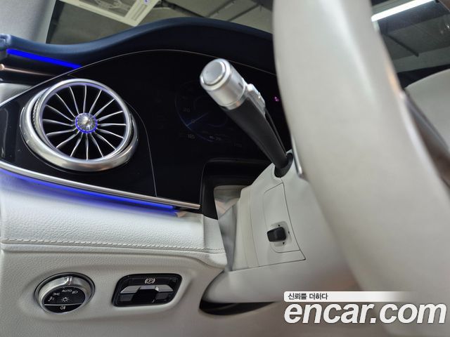 Mercedes-Benz EQS 2023 — photo 12
