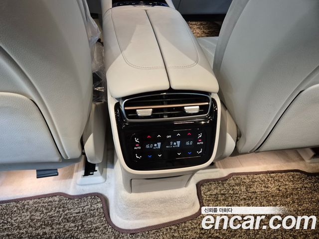 Mercedes-Benz EQS 2023 — photo 16