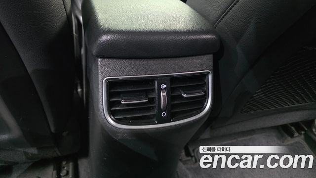 Hyundai AVANTE 2016 — photo 19