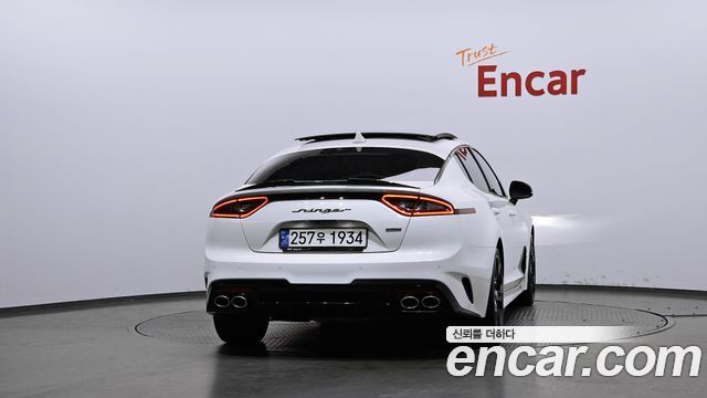 Kia Stinger 2018 — photo 4