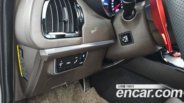 Kia Stinger 2018 — photo 22