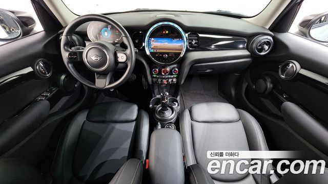 Mini Cooper 2022 — photo 10
