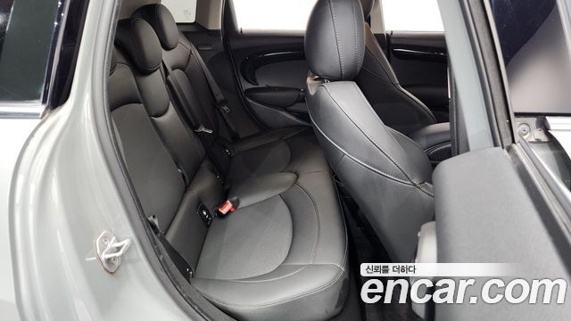 Mini Cooper 2022 — photo 17