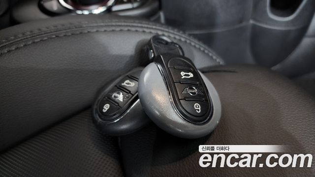 Mini Cooper 2022 — photo 22